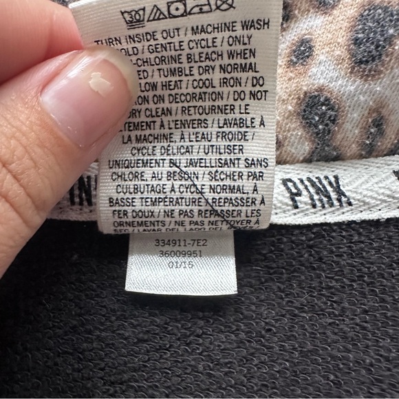 Victoria's Secret PINK | Black & Cheetah Quarter Zip Pullover | Size Extra Small - Picture 7 of 9